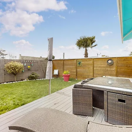 Awesome In With Kitchen * Saint-Malo